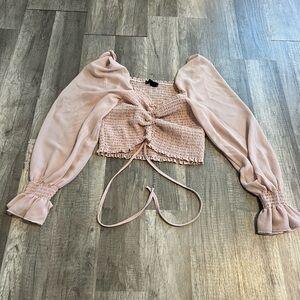 Women’s medium puffed long sleeve top